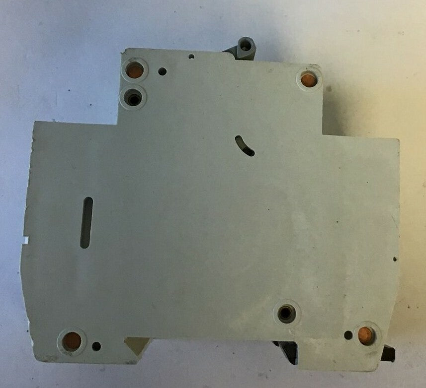 ALLEN BRADLEY 1492-SP3C030 CIRCUIT BREAKER SER.C 3A 415VAC3