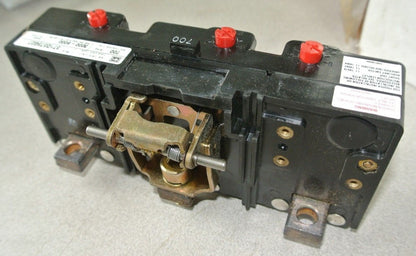 CUTLER-HAMMER HMD3700T THERMAL ADJ. TRIP UNIT - 700A, 3-POLE 371D373G27 2