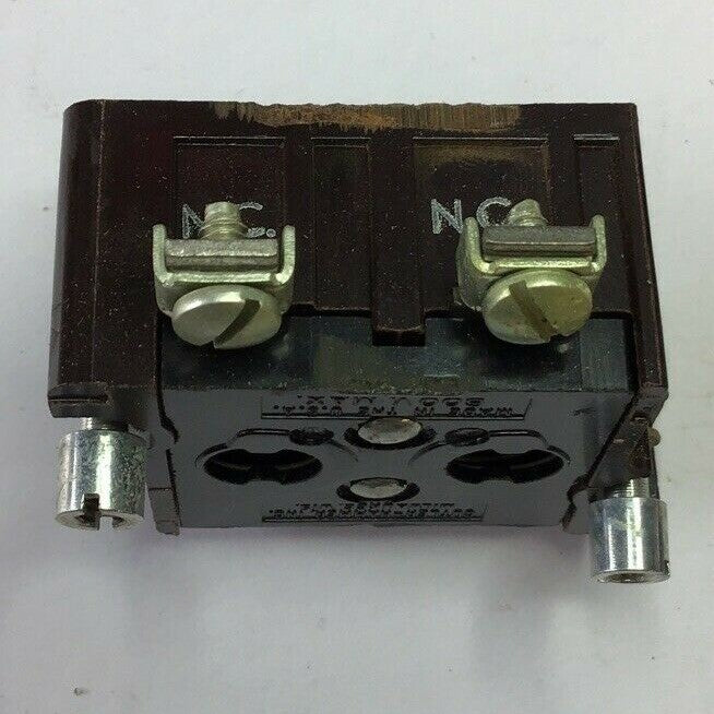 CUTLER HAMMER 10250T3 CONTACT BLOCK 600V  ***LOTOF2***6