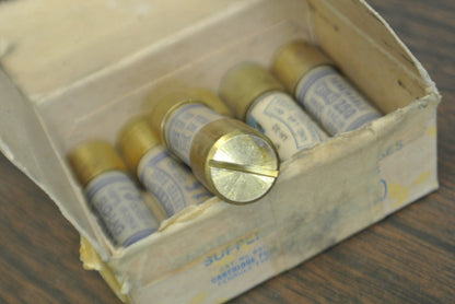 LOT of 6 / EAGLE 660 SLO-LAG RENEWABLE CLASS H FUSE / 15A / 250V / NEW SURPLUS0