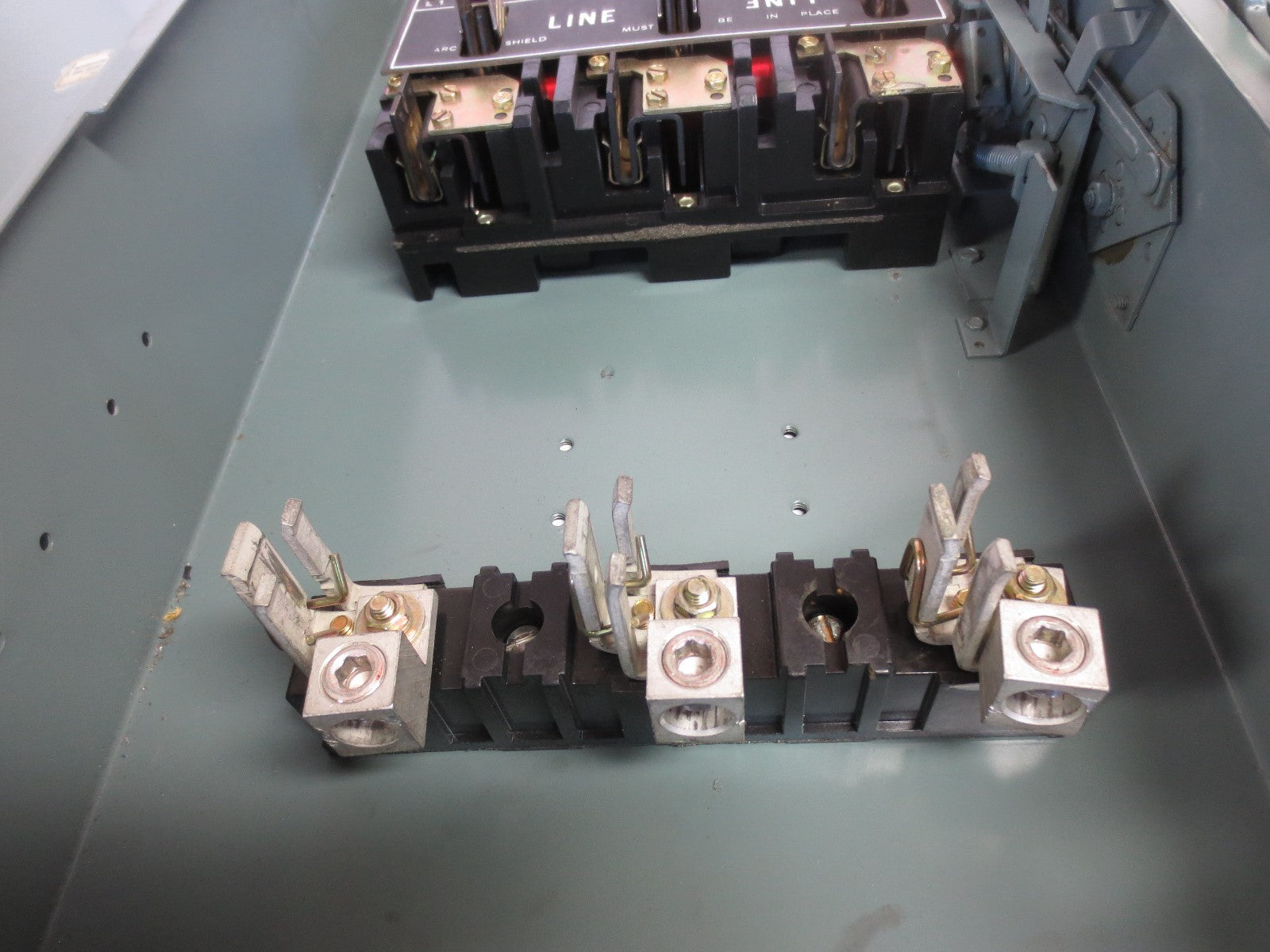 GEN. ELECTRIC NP1578001A / TH3364 HEAVY DUTY SAFETY SWITCH, 200A, 600V, MAX 60HP4