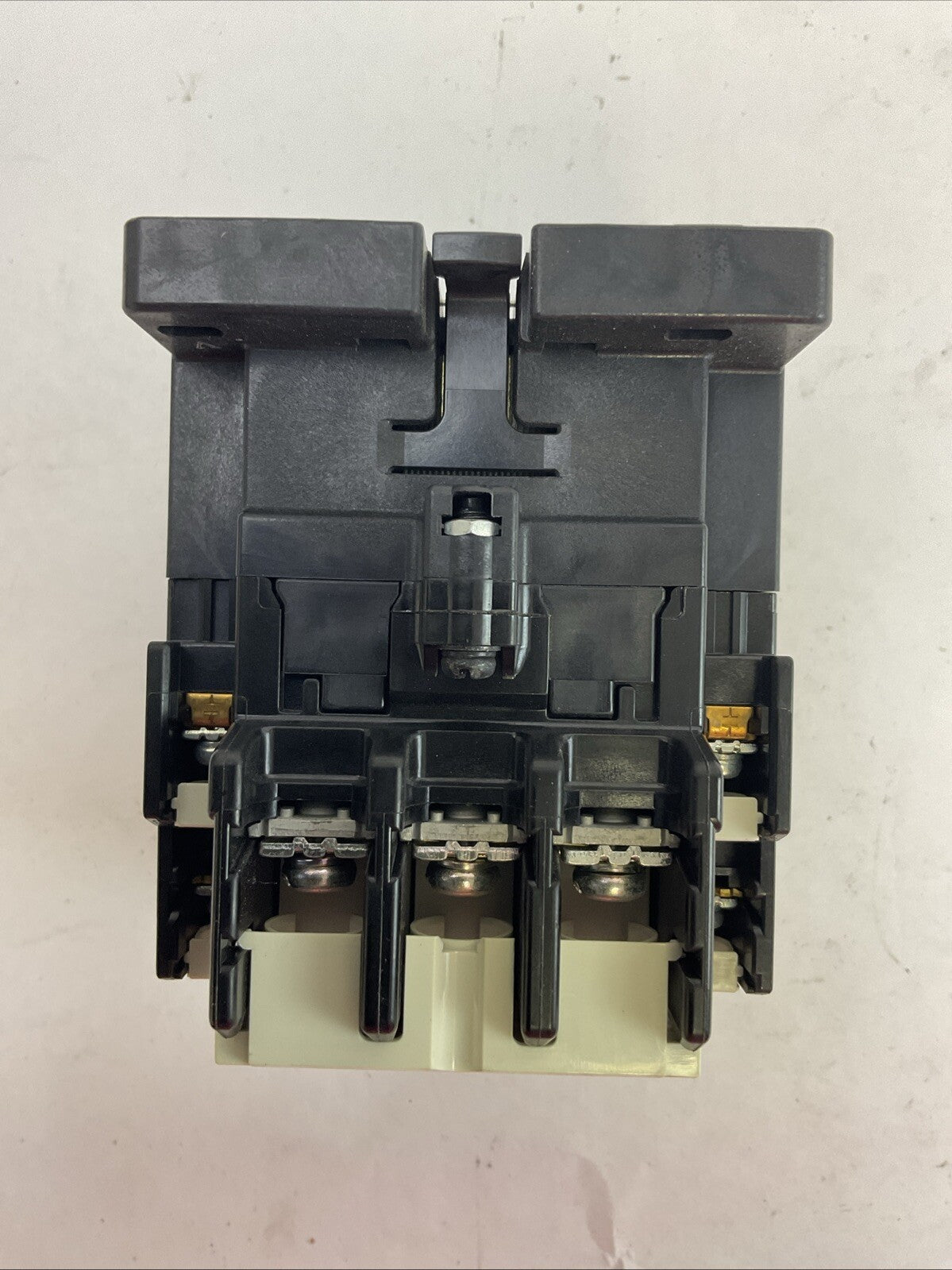 FUJI SC-N1 SC25BAA CONTACTOR 3NC0T 600VAC 3PH 25HP COIL 220-240V 60HZ4