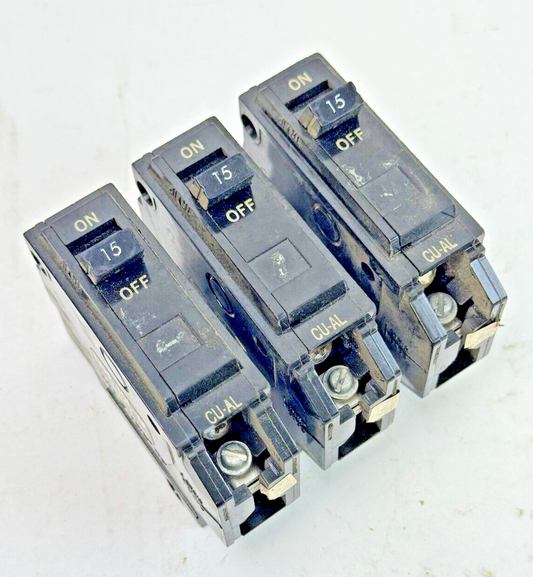 GE *LOT OF 3* - TQL1115 - CIRCUIT BREAKERS - 1 POLE, 15 A, 240 VAC, TYPE TQL-AC0