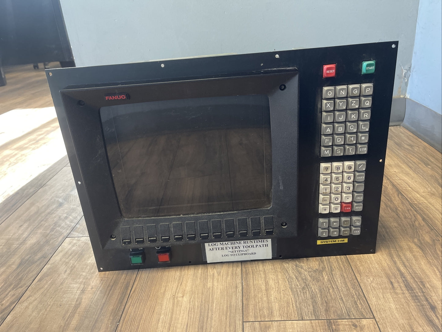 FANUC A02B-0076-C061 MDI/CRT UNIT OPERATOR PANEL0