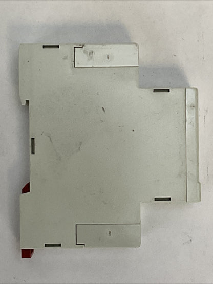 ALLEN BRADLEY 700-FEA1TU22 TIMER ON-DELAY SER A 110...120VAC 24VAC/DC2