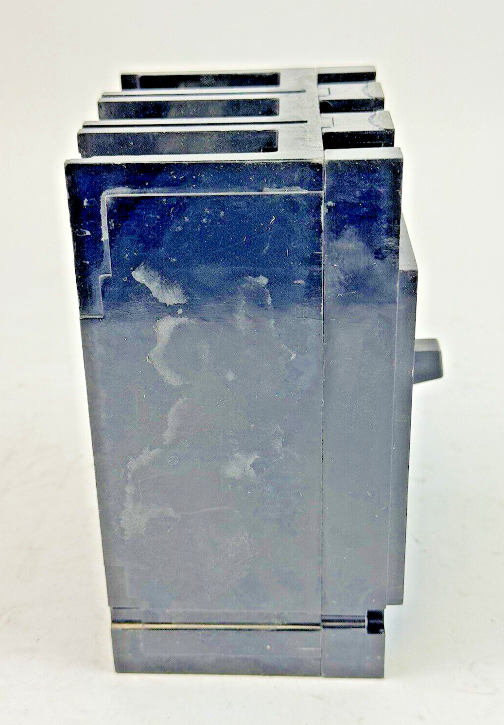 CUTLER-HAMMER / EATON - EC3030 SER. 3 - CIRCUIT BREAKER - 30A/ 240 VAC/ 3 POLE7