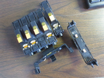 BUSSMANN SAMI-11 INDICATING FUSE COVERS - LOT of 74