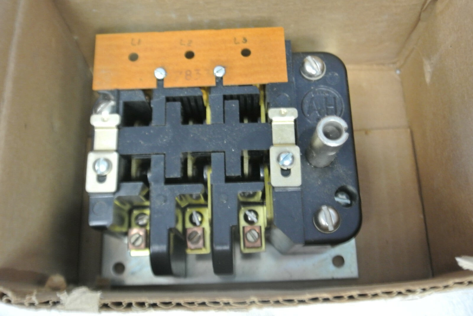 ARROW-HART RAD-130-U MISCELLANEOUS SWITCH / 30A / 600V / NEW SURPLUS8