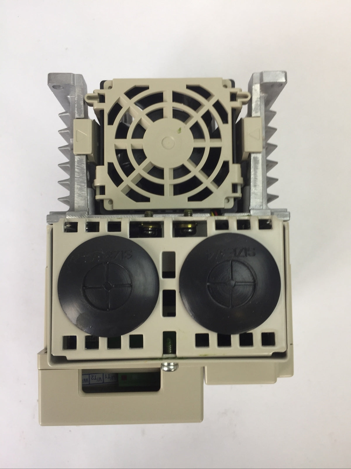 YASKAWA DRIVE CIMR-V7NU21P51 VARISPEED 230VAV 8A CVST31059 BLANK COVER-A4