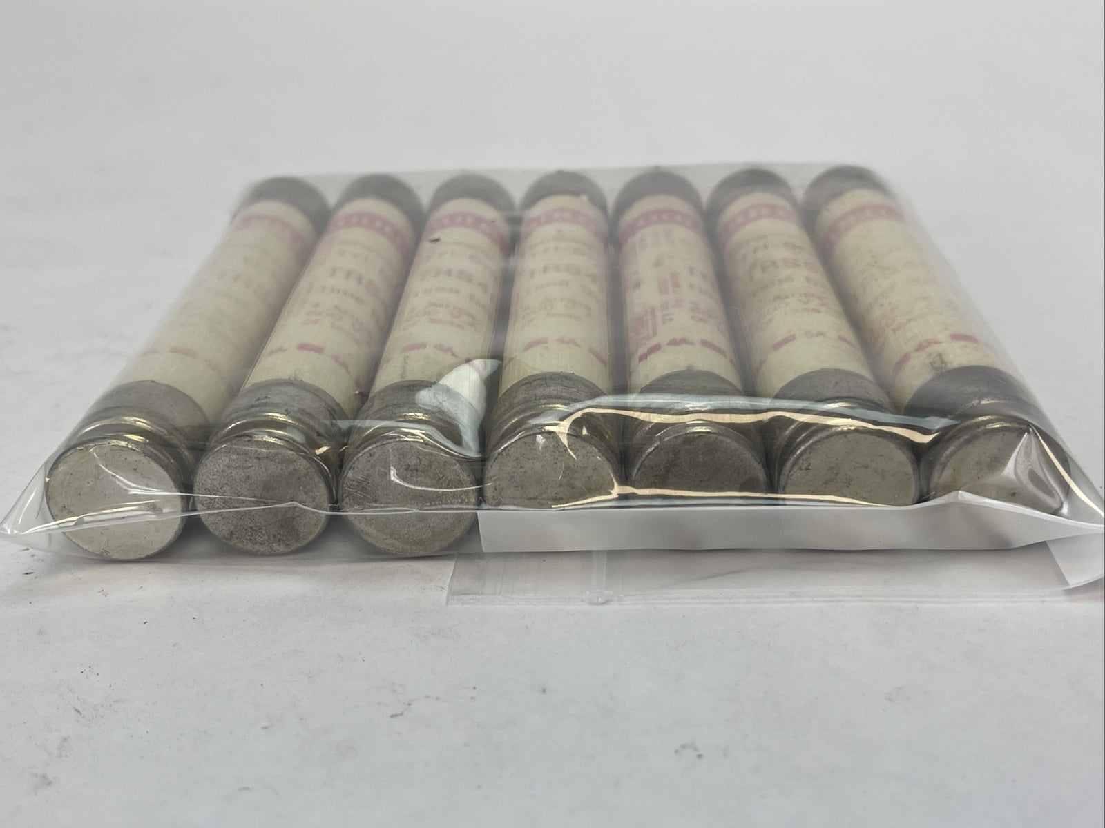 GOULD SHAWMUT TRS4R TRI-ONIC TIME DELAY FUSE 600VAC 4AMP (LOT OF 7)1