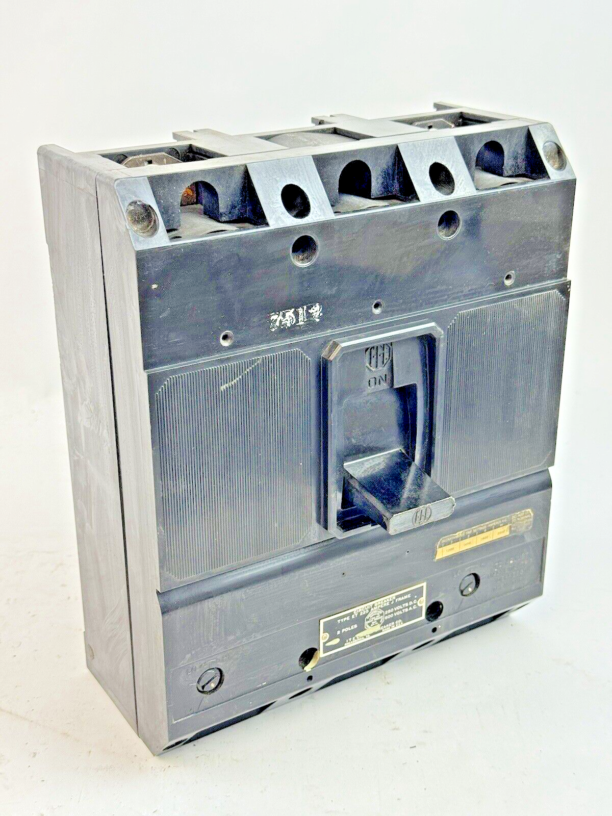 ITE - ET5906 - MOLDED CASE ET-225 FRAME CIRCUIT BREAKER - 200 A, 2 POLE, 600 VAC0