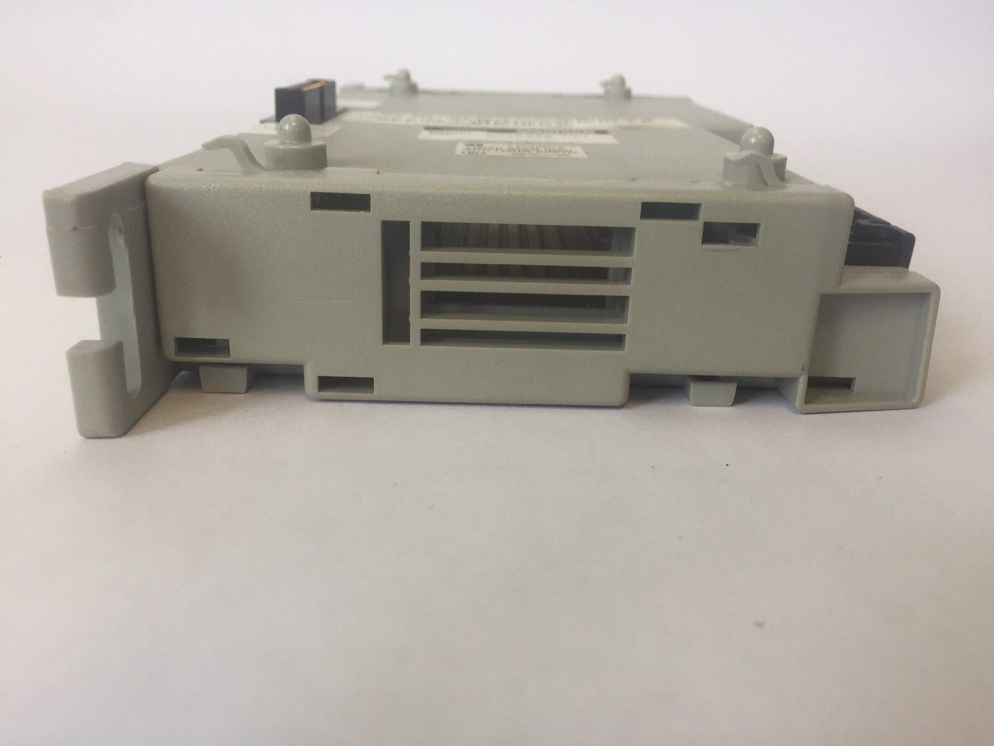 AEG MODICON AS-B350-001 OUTPUT MODULE 115VAC3