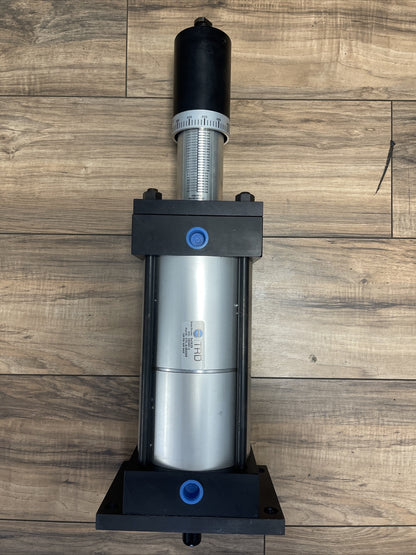 TRD BIMBA CYL-A-002209 PNEUMATIC CYLINDER BORE/STROKE: 5x3X2S 125PSI AIR MAX0