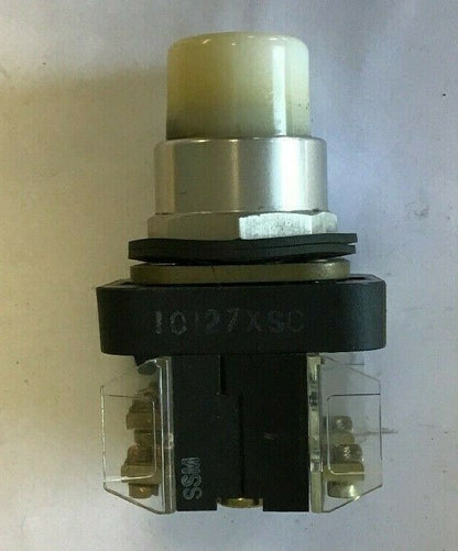 ALLEN BRADLEY 800T-QB24 24VWHITE PUSH BUTTON SER.T**(LOTOF3)**4