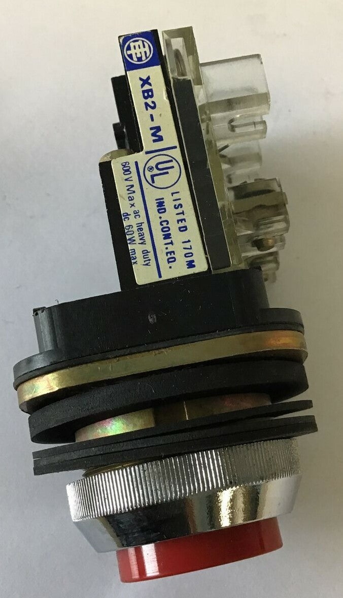 TELEMECANIQUE XB2.ML402 PUSH BUTTON BLACK 600VAC/DC HEAVY DUTY3