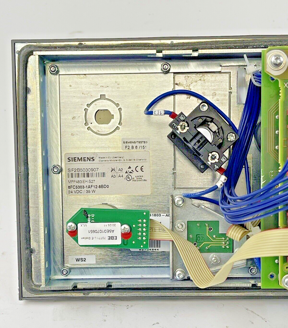 SIEMENS - 6FC5303-1AF12-8BD0 - PUSH BUTTON PANEL - 24 VDC, 35 W - SF2B50309078