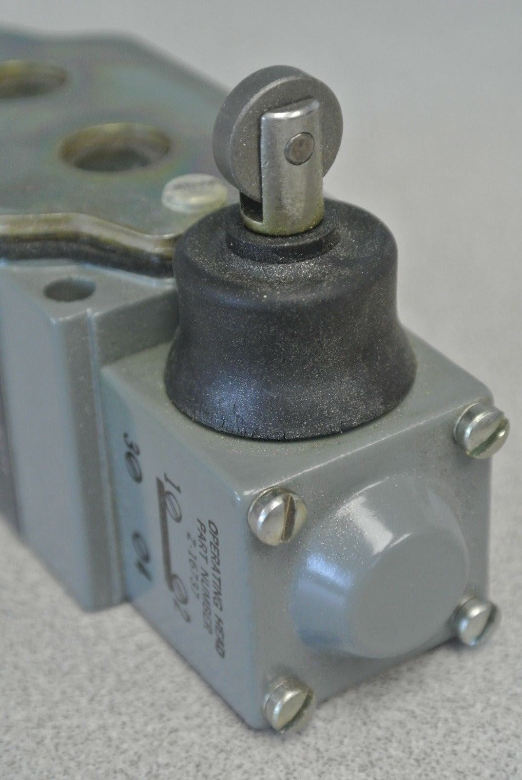 ALLEN-BRADLEY 802T-K1N Series D / OILTIGHT LIMIT SWITCH /  / NEW SURPLUS4