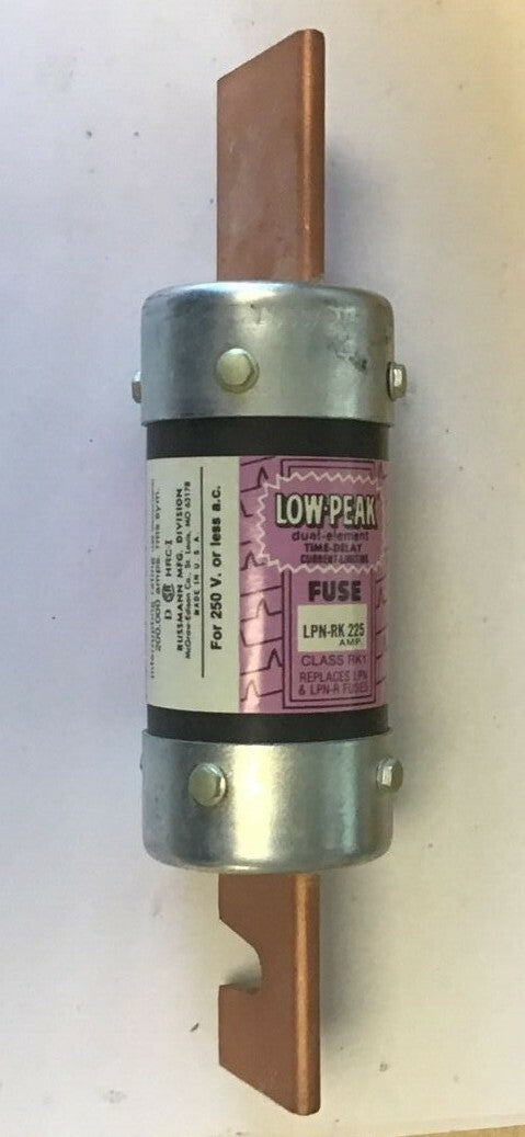 BUSSMAN LPN-RK-225 LOW PEAK DUAL-ELEMENT  TIME DELAY 225A CLASS RK1 250VAC2