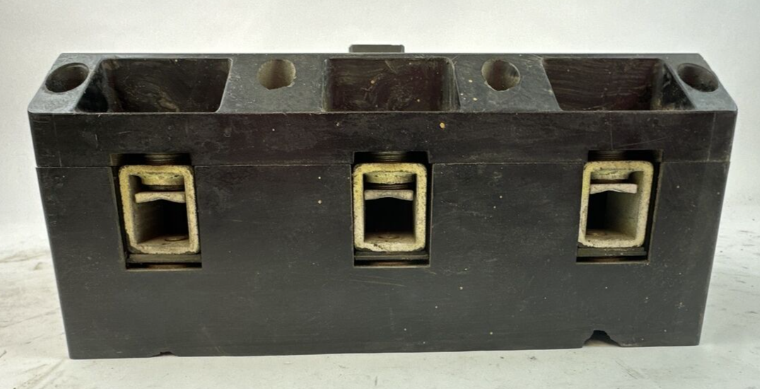 ITE ET5917 CIRCUIT BREAKER 225AMP 600VAC 3POLE TYPE ET 225 AMP "J" FRAME2