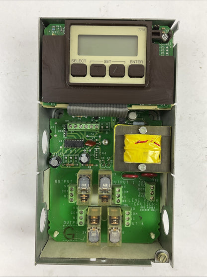 HONEYWELL T775A1035 TEMPERATURE CONTROLLER OUTPUT 120/240VAC7