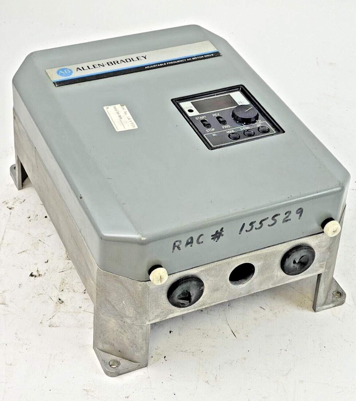 ALLEN BRADLEY - 1333-YAB SER. C ADJUSTABLE FREQ. AC DRIVE 3.6kVA 460V 3PH 4.5A0