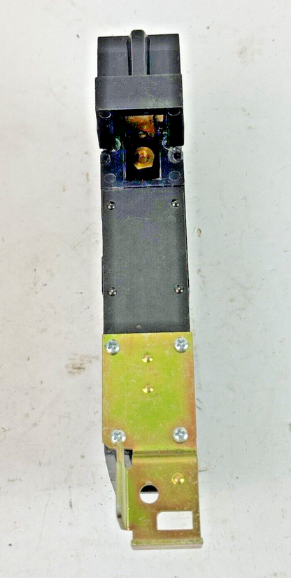 SQUARE D - FHB16015C - I-LINE MOLDED CASE CIRCUIT BREAKER - 1 POLE/ 15 A/ 277VAC9