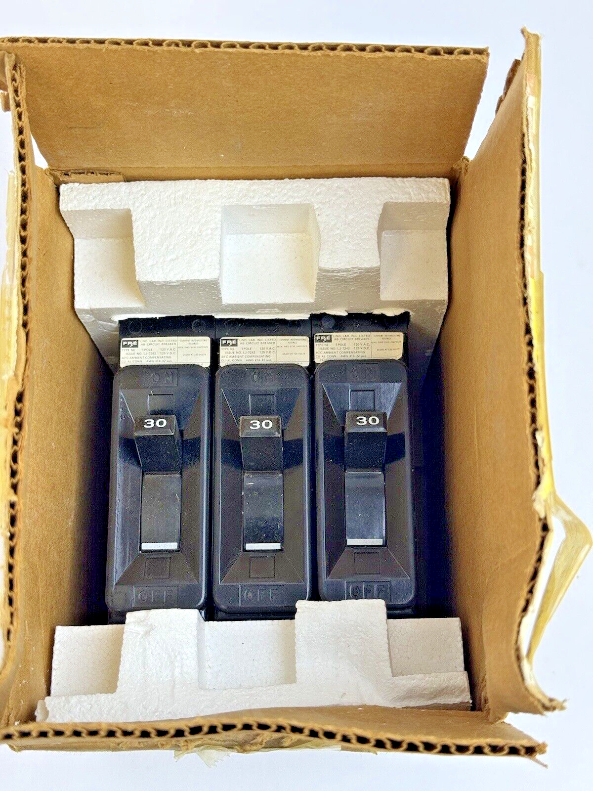 FPE *BOX OF 3* - NE113030 - CIRCUIT BREAKERS - 1 POLE/120VAC/30A, LJ-7242 - NEW2