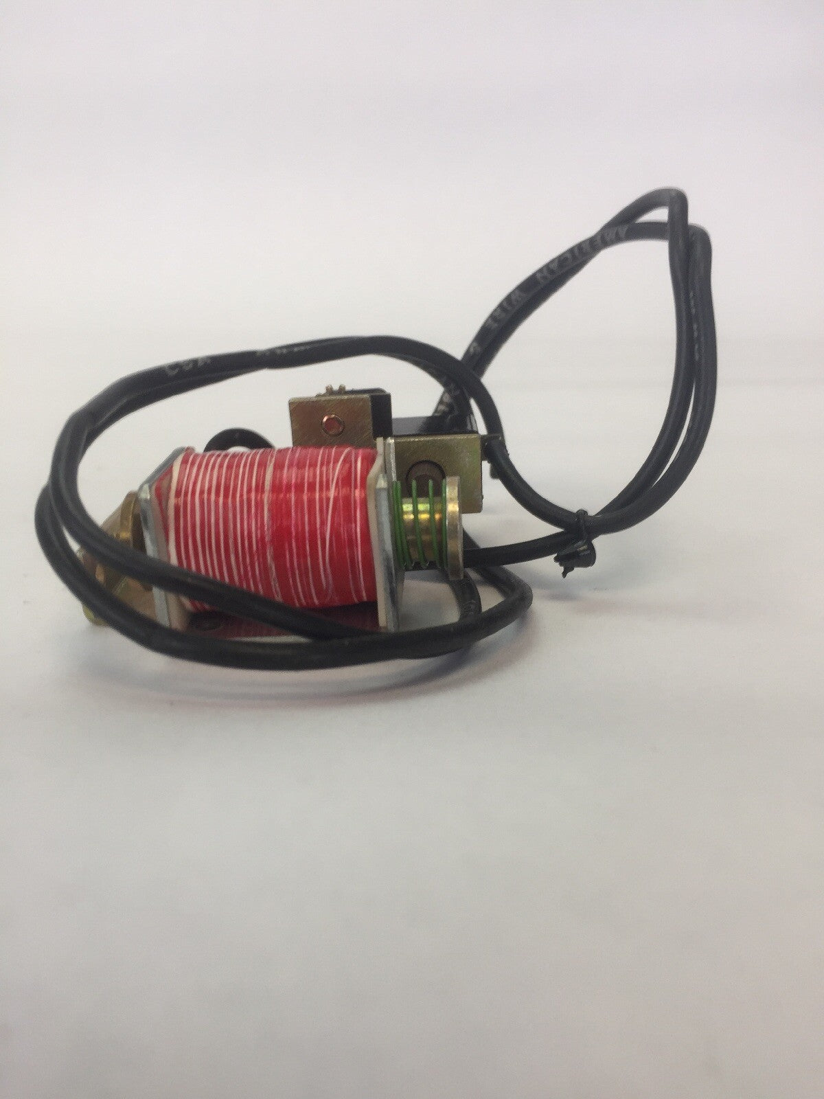 WESTINGHOUSE/CUTLER HAMMER 2609D42G27 RH SHUNT TRIP 24VDC 8.0A5