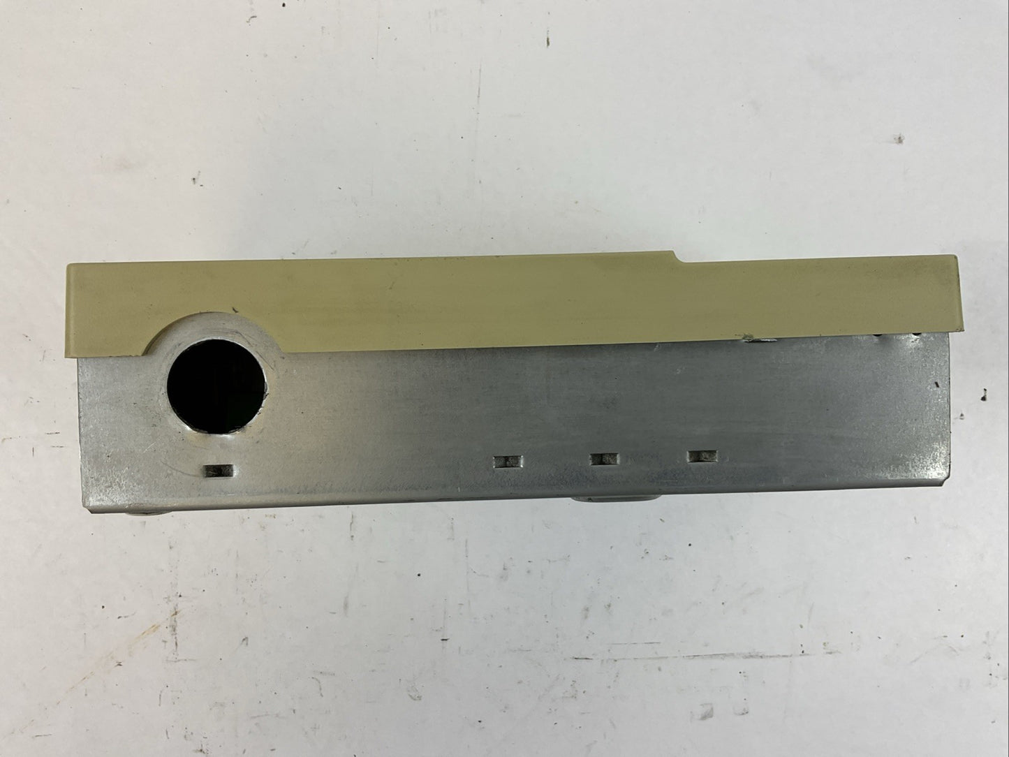 HONEYWELL T775A1035 TEMPERATURE CONTROLLER OUTPUT 120/240VAC2