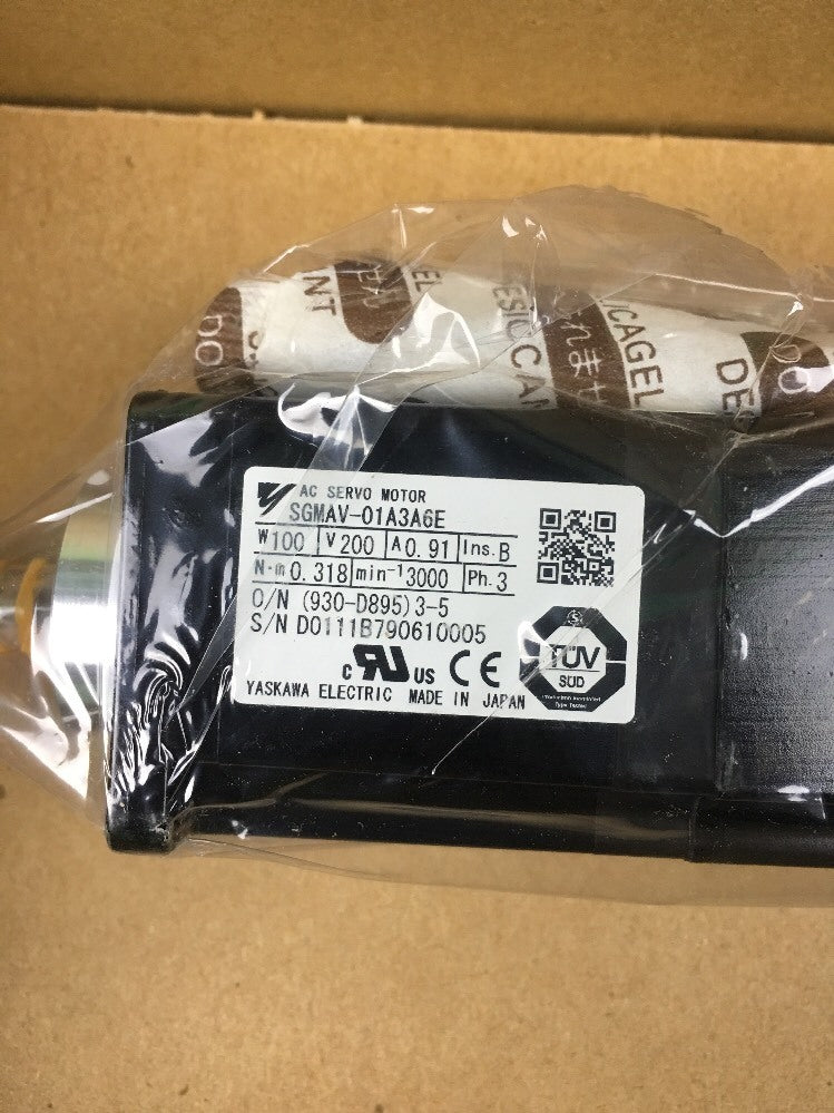 YASKAWA AC SERVO MOTOR SGMAV-01A3A6E 100W 200V 0.91A 3PH2
