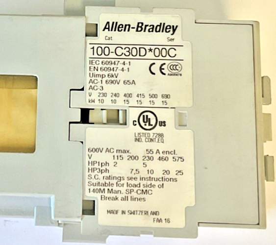 ALLEN BRADLEY 100-C30D*00C CONTACTOR 600VAC 55A4