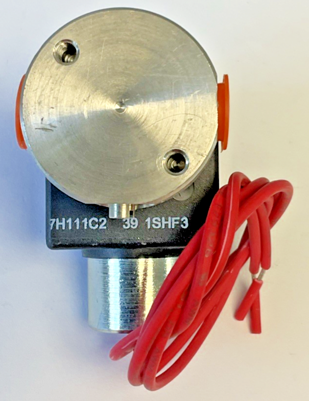 PARKER FLUID CONTROL 71315SN2ENR1N0H111C2 VALVE 24VDC 250PSI 10WATTS 1720KPA3