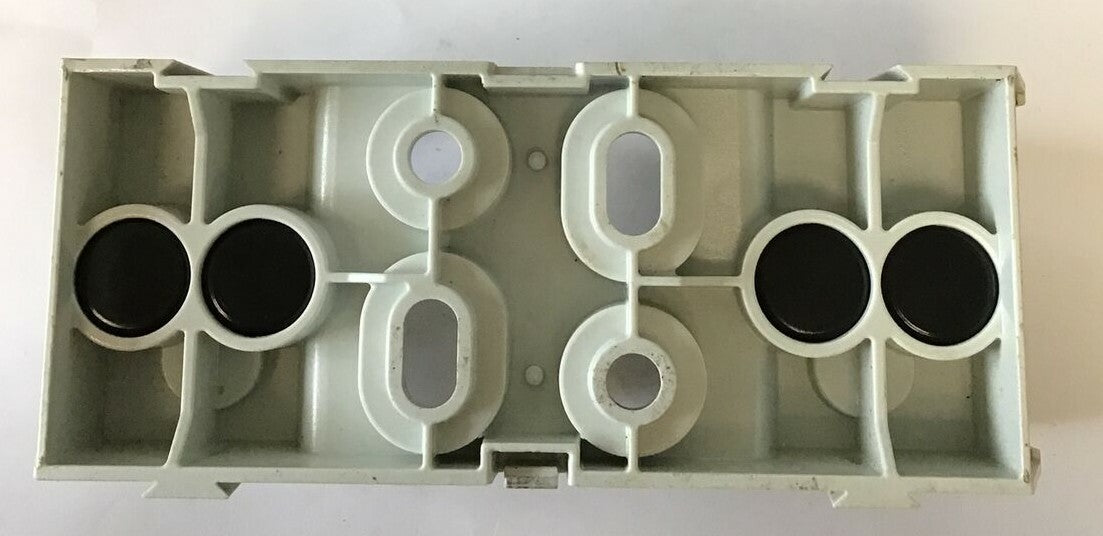 BUSSMANN JM60200-3CR FUSE HOLDER 600V-200A TAB BROKEN6