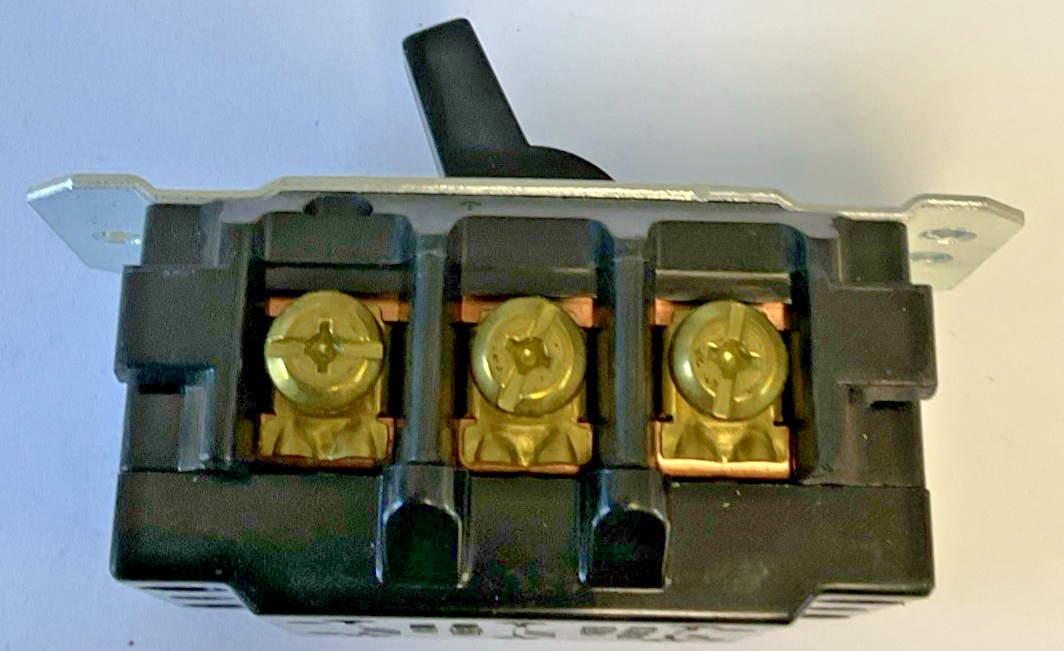 HUBBELL HBL7810D MANUAL MOTOR DISCONNECT 3POLE 3WIRE 30A 600VAC3