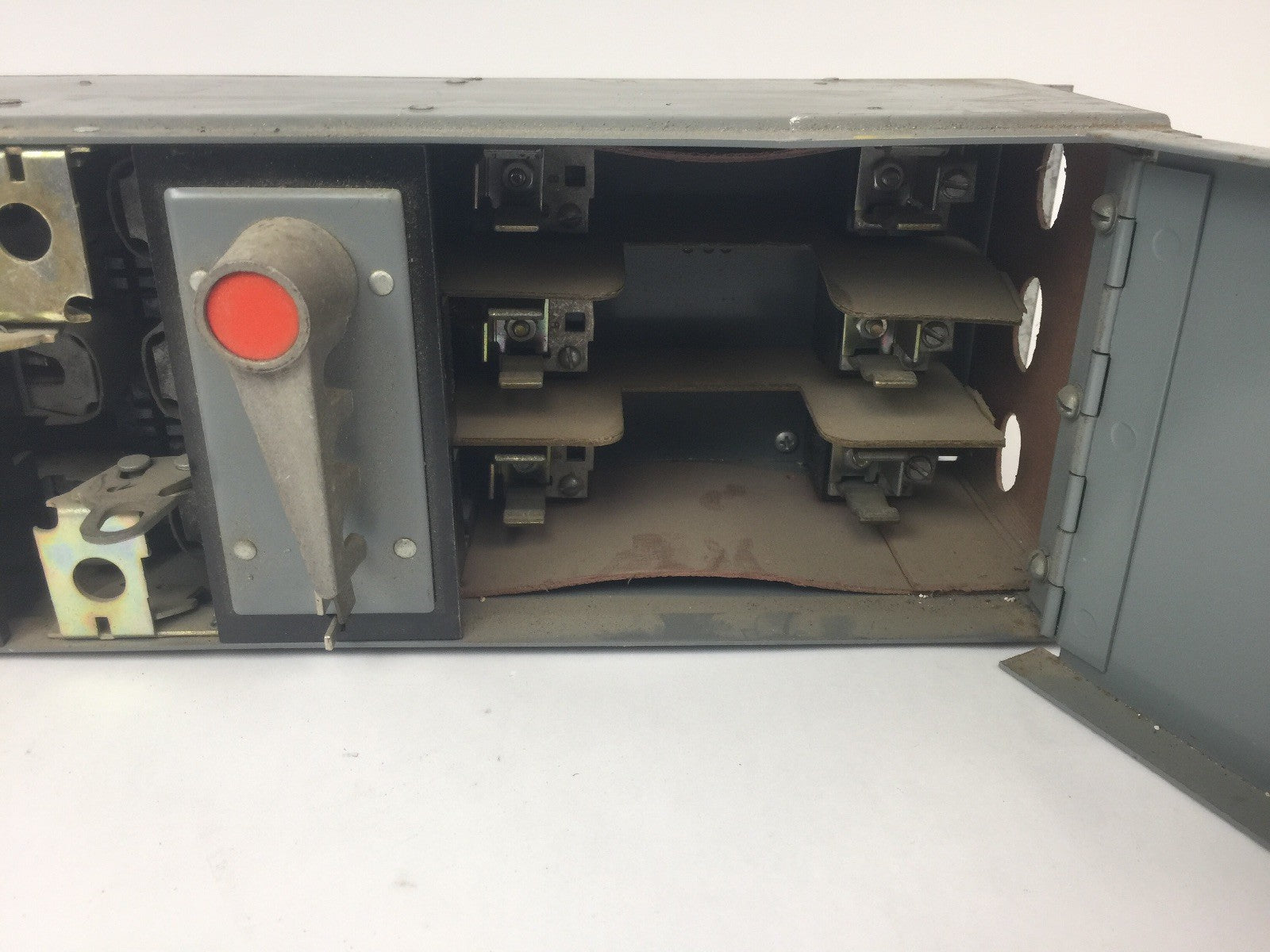 ZINSCO QSFT353B TWIN PANELBOARD FUSIBLE 30AMP 600VAC 3 POLE 7 1/8 HP5