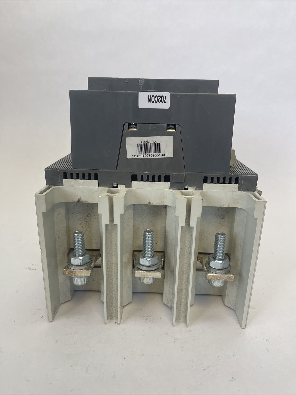 ABB AF400-30 CONTACTOR 600VAC 400HP 3POLE 3PH 550A COIL 100-250VDC 50-60hz3