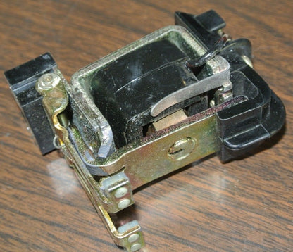 SYLVANIA / JOSLYN CLARK KPMH-12  LATCH MECHANISM for PM RELAY LINE NEW SURPLUS0