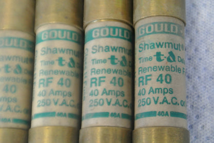 MIXED LOT of 9 RENEWABLE FUSES / 40A / 250V / GOULD-SHAWMUT, ECONOMY 2