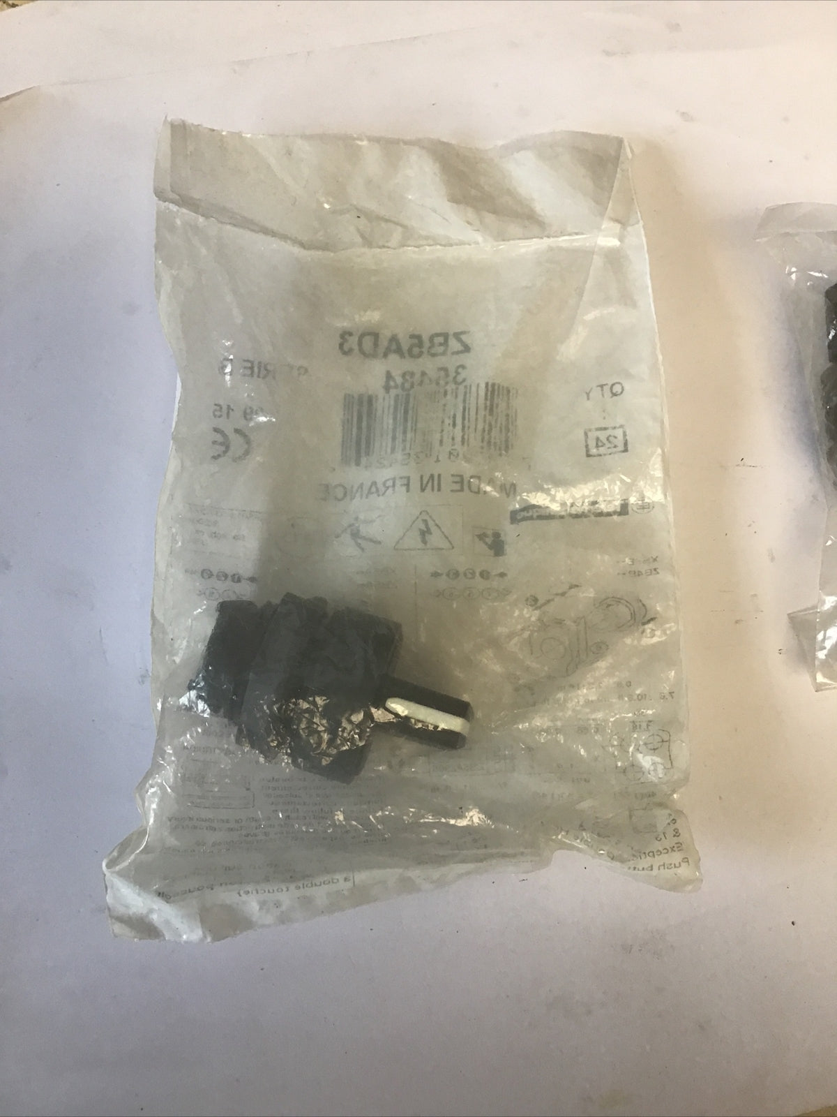 TELEMECANIQUE ZB5AD3 SELECTOR SWITCH SER.B ***LOTOF3***3