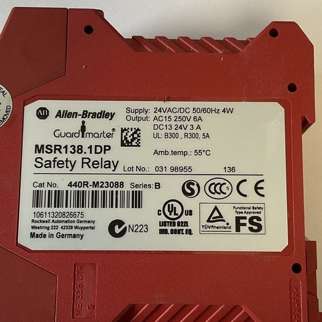 ALLEN BRADLEY 440R-M23088 SAFETY RELAY SER.B 24VAC/DC 50/60HZ 1