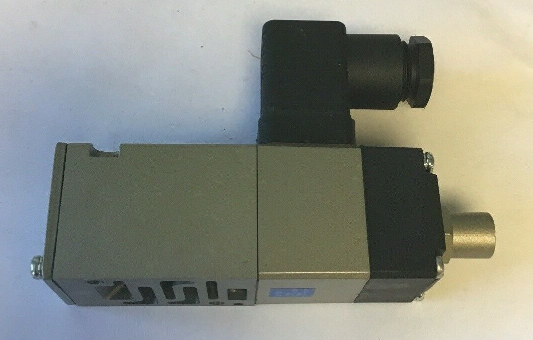 SMC VS4114-003DP VALVE 110VAC 130V/60HZ2