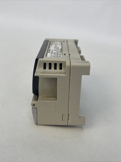 ALLEN BRADLEY 1790D-T8BV8B COMPACT BLOCK LDX SER A F/W REV 1.002 24VDC 0.5A 83