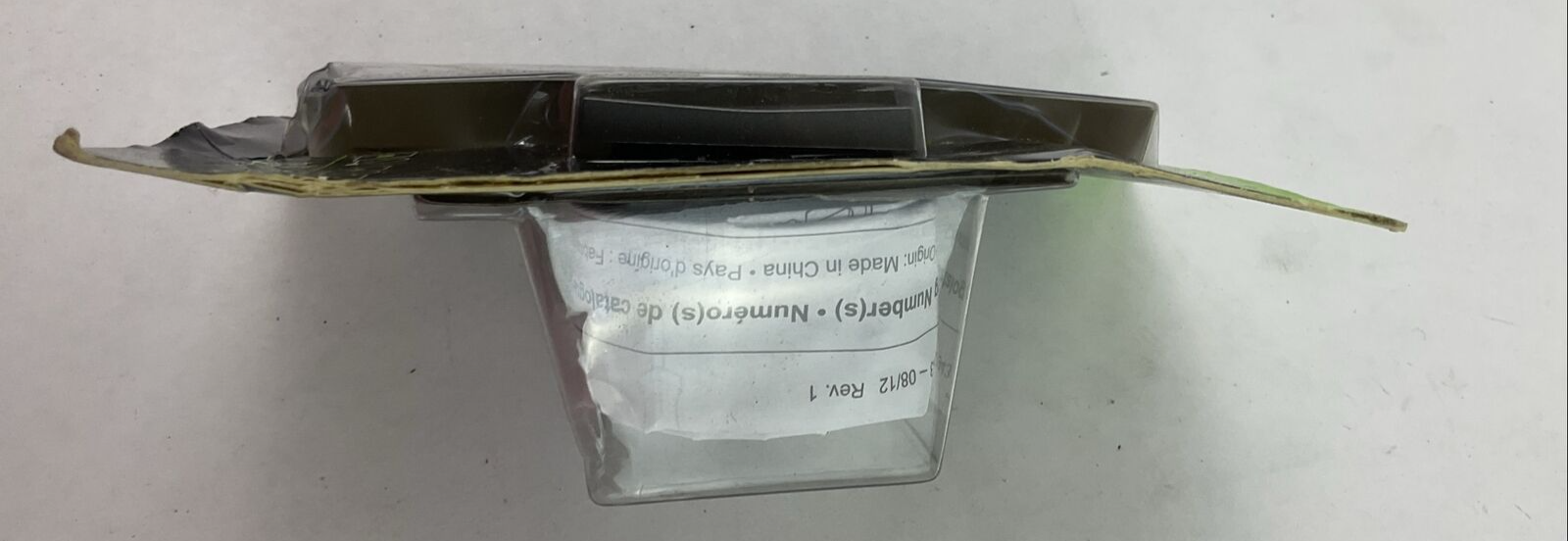 LEGRAND 362918 ASPD1532M4 ADORNE PADDLE SWITCH 1 POLE 15A 3 WAY2