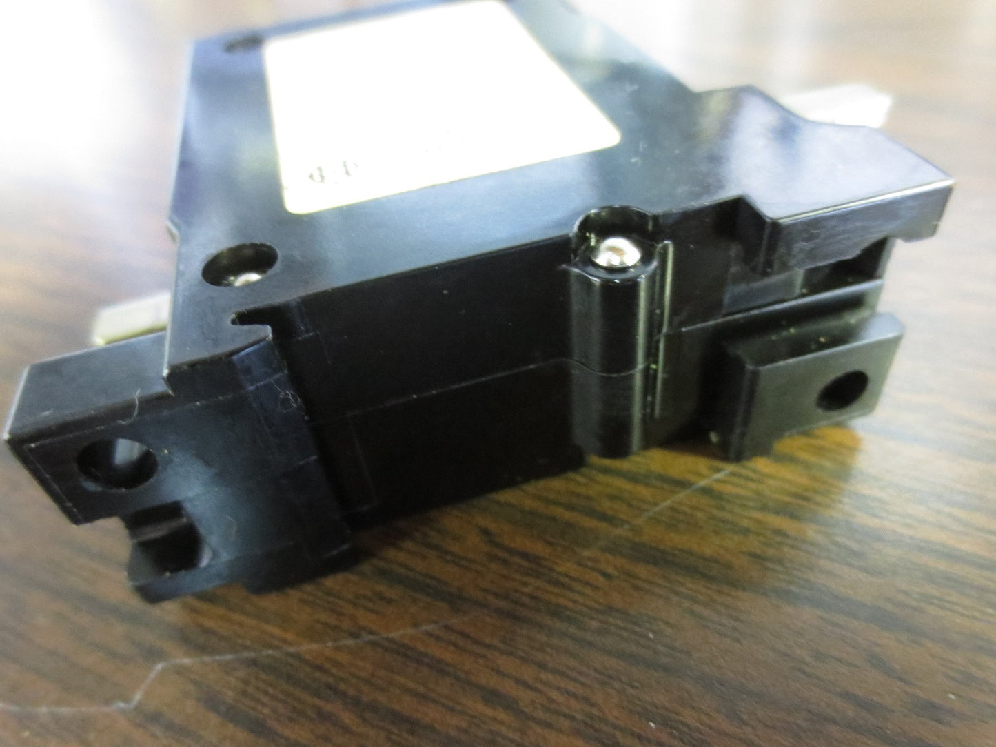 HITACHI CP31-A CIRCUIT PROTECTOR 15A 220VAC 1-POLE DELAY No. S3