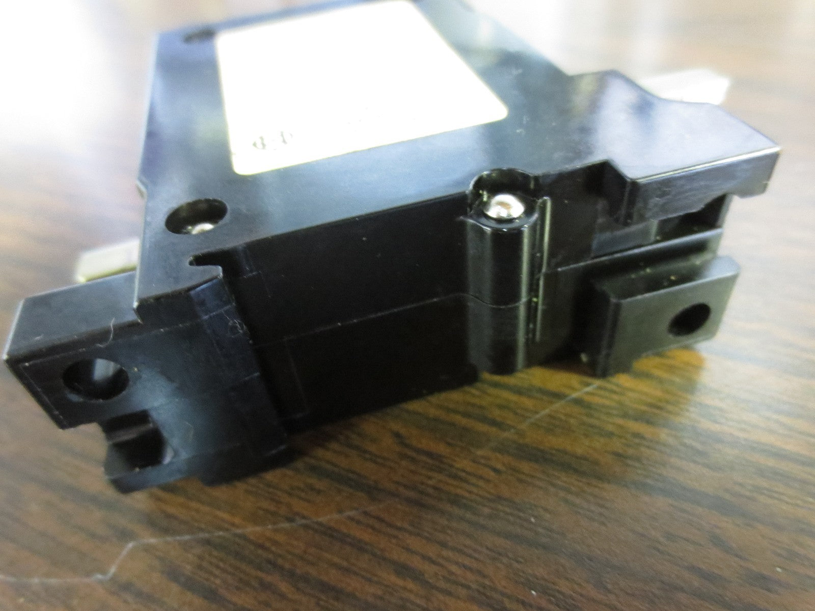 HITACHI CP31-A CIRCUIT PROTECTOR 15A 220VAC 1-POLE DELAY No. S3