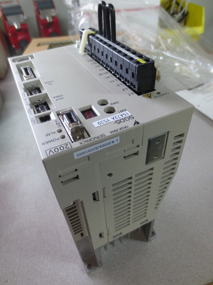 YASKAWA SGDS-15A72AY539 AC SERVOPACK OUTPUT: 230VAC, 0-300Hz 11.6A NEW SURPLUS6