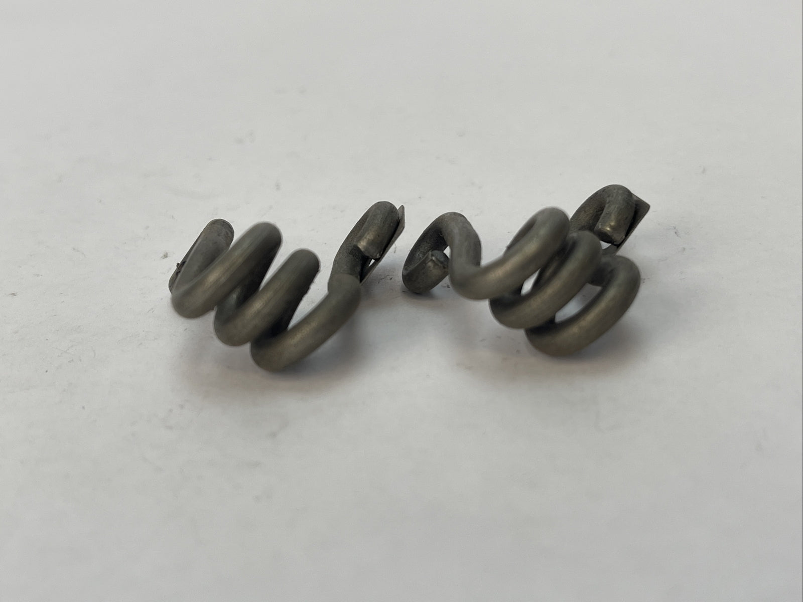 CLARK / SYLVANIA S33.0 HEATER (LOT OF 2)5