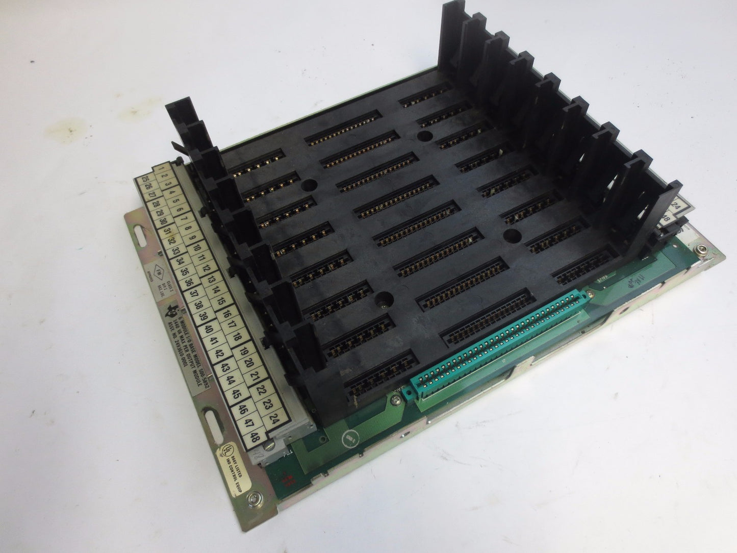TEXAS INSTRUMENTS / SIEMENS 500-5892 - 6 MODULE I/O BASE0