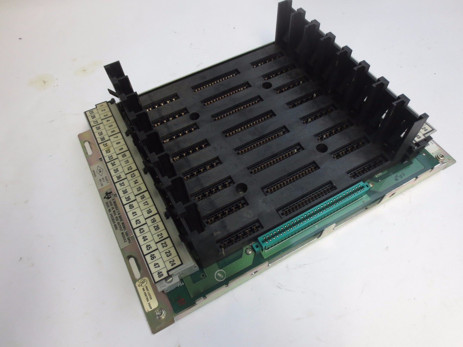 TEXAS INSTRUMENTS / SIEMENS 500-5892 - 6 MODULE I/O BASE0
