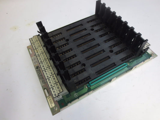TEXAS INSTRUMENTS / SIEMENS 500-5892 - 6 MODULE I/O BASE0